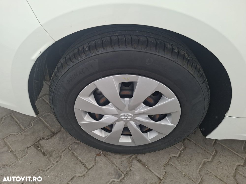 Toyota Corolla Sedan 1.5 TNGA MT Eco - 8