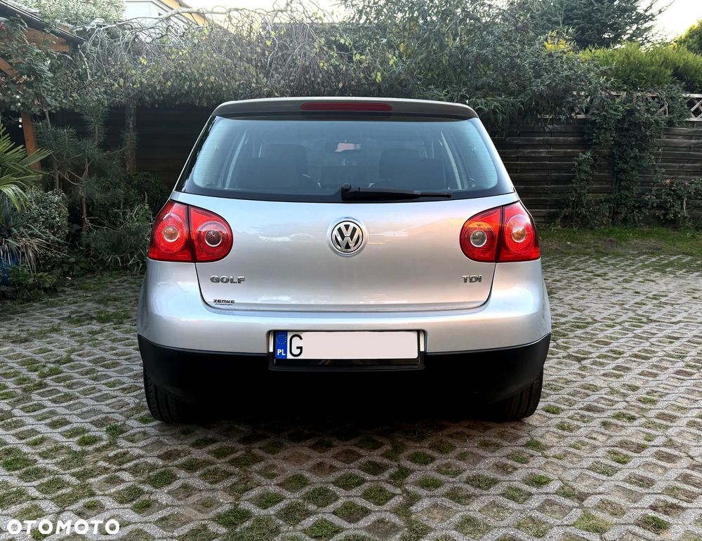 Volkswagen Golf V 1.9 TDI Trendline - 34