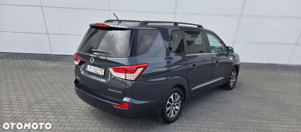 SsangYong/KGM Rodius 2.2 e-XDi220 Automatik 4WD Sapphire - 12