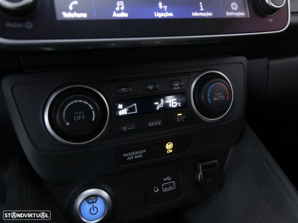 Nissan Leaf - 17
