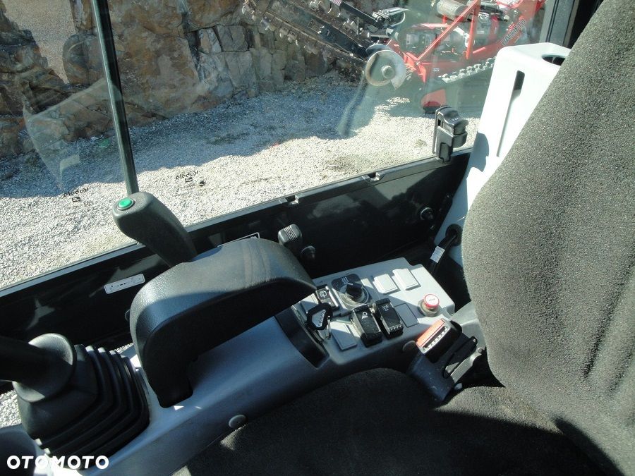 Kubota Kubota KX019-4 z przyczepą , 2015 Minikoparka - 2