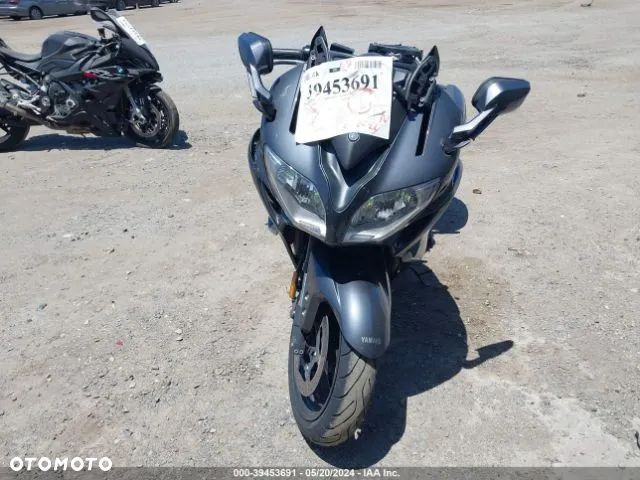 Yamaha FJR - 5