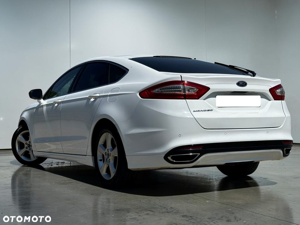 Ford Mondeo 2.0 TDCi Titanium PowerShift - 11
