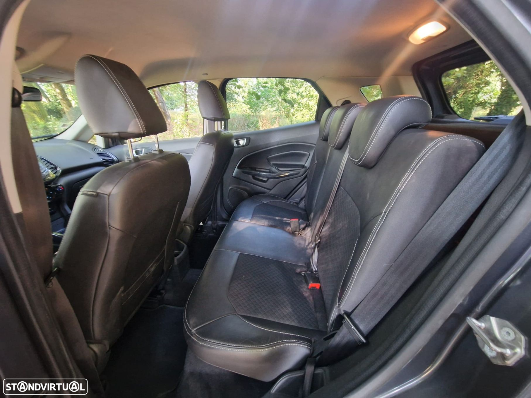 Ford EcoSport 1.0 EcoBoost Titanium - 16