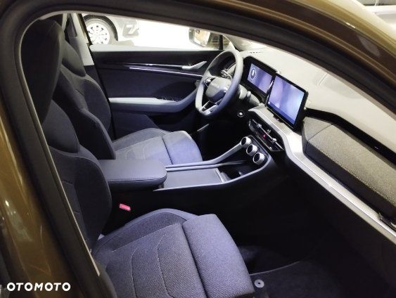 Skoda Kodiaq 2.0 TSI 4x4 Drive DSG - 9