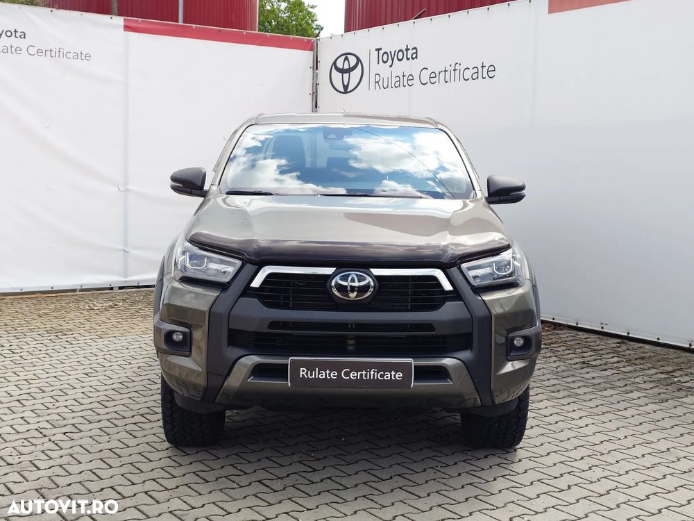 Toyota Hilux 2.8D 204CP 4x4 Double Cab AT Invincible - 3