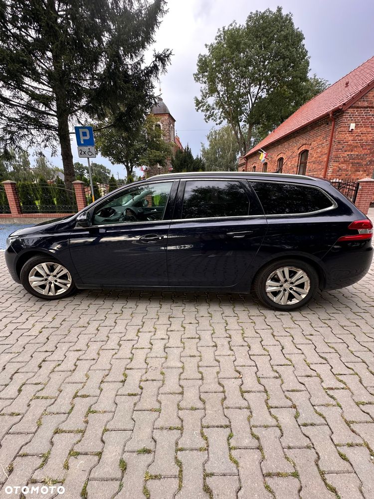 Peugeot 308 2.0 Blue HDi Allure S&S - 8