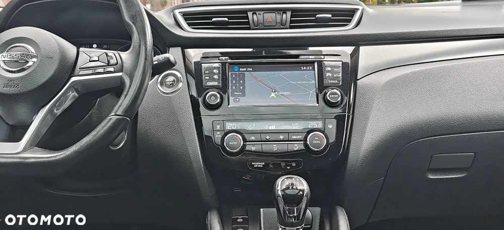 Nissan Qashqai 1.6 DIG-T Tekna+ - 18
