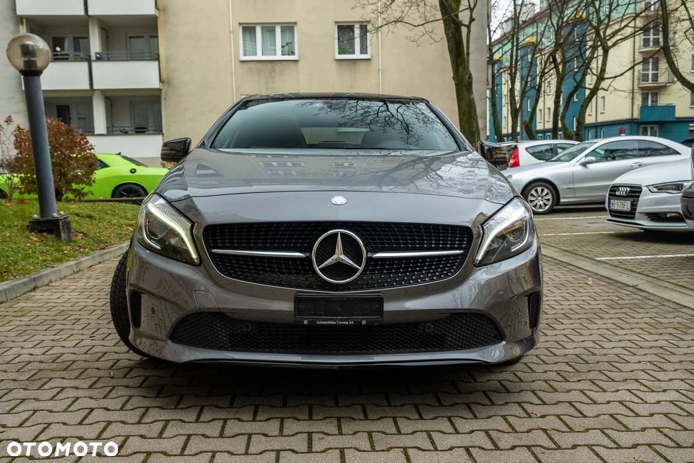 Mercedes-Benz Klasa A 180 7G-DCT Urban - 4