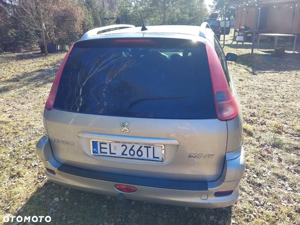 Peugeot 206 2006 photo 4