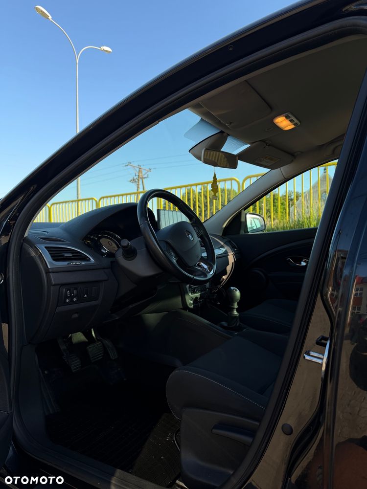 Renault Megane 1.6 16V Limited - 11