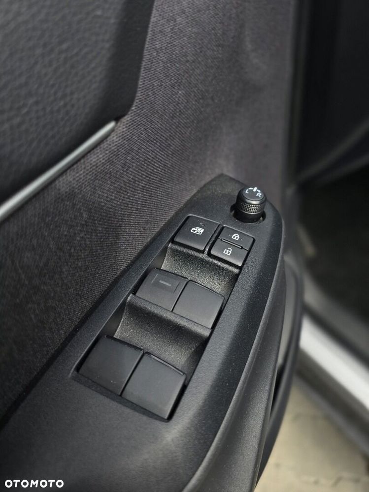Toyota Yaris Cross Hybrid 1.5 Comfort - 15