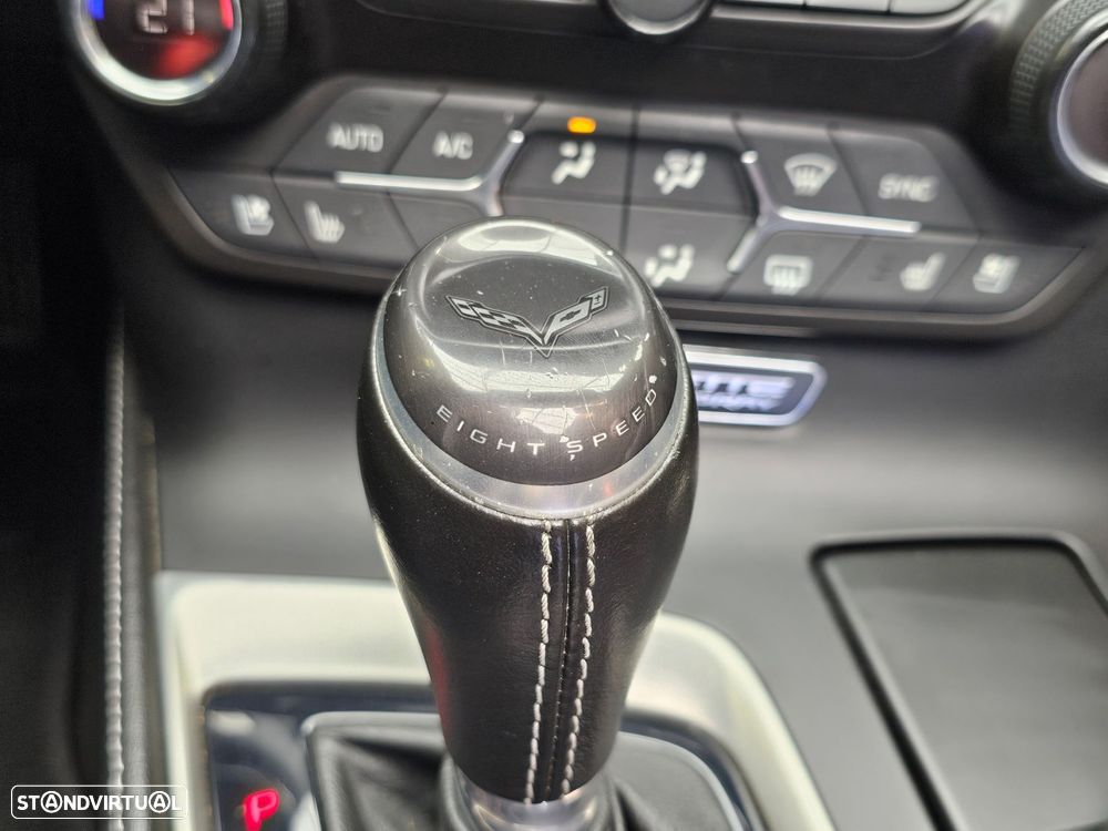 Chevrolet Corvette Stingray 3LT 6.2 V8 Auto - 18