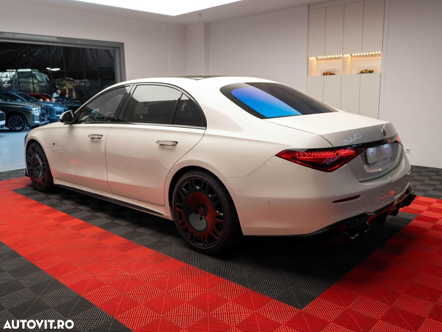 Mercedes-Benz S - 6