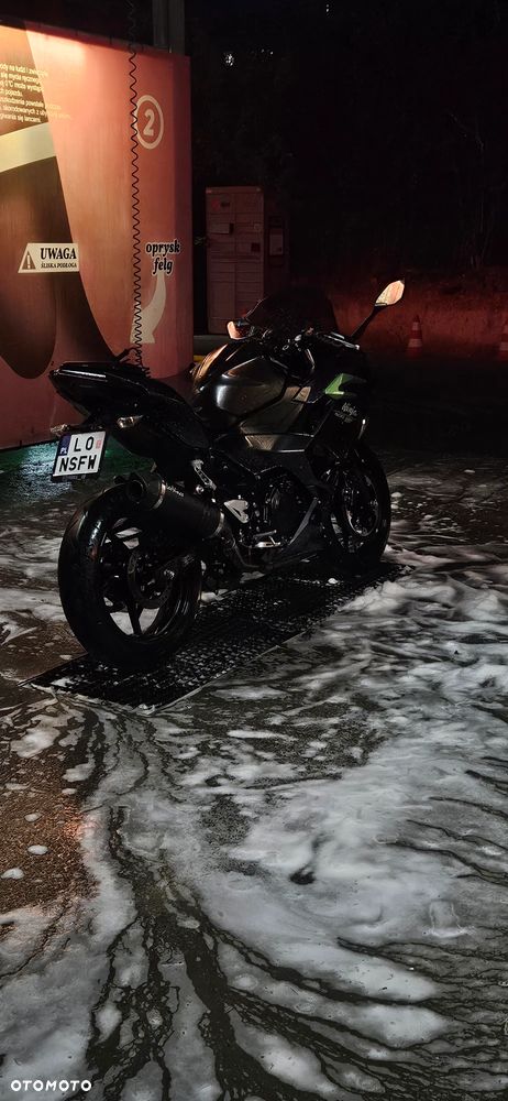 Kawasaki Ninja 500 - 4
