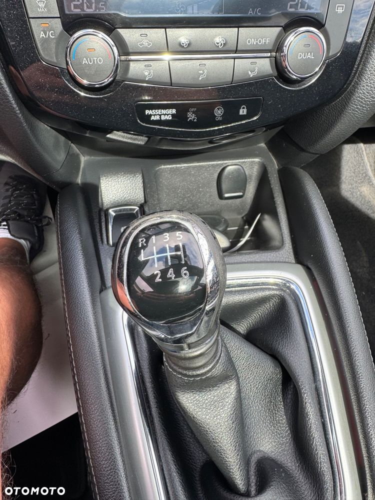 Nissan Qashqai - 11