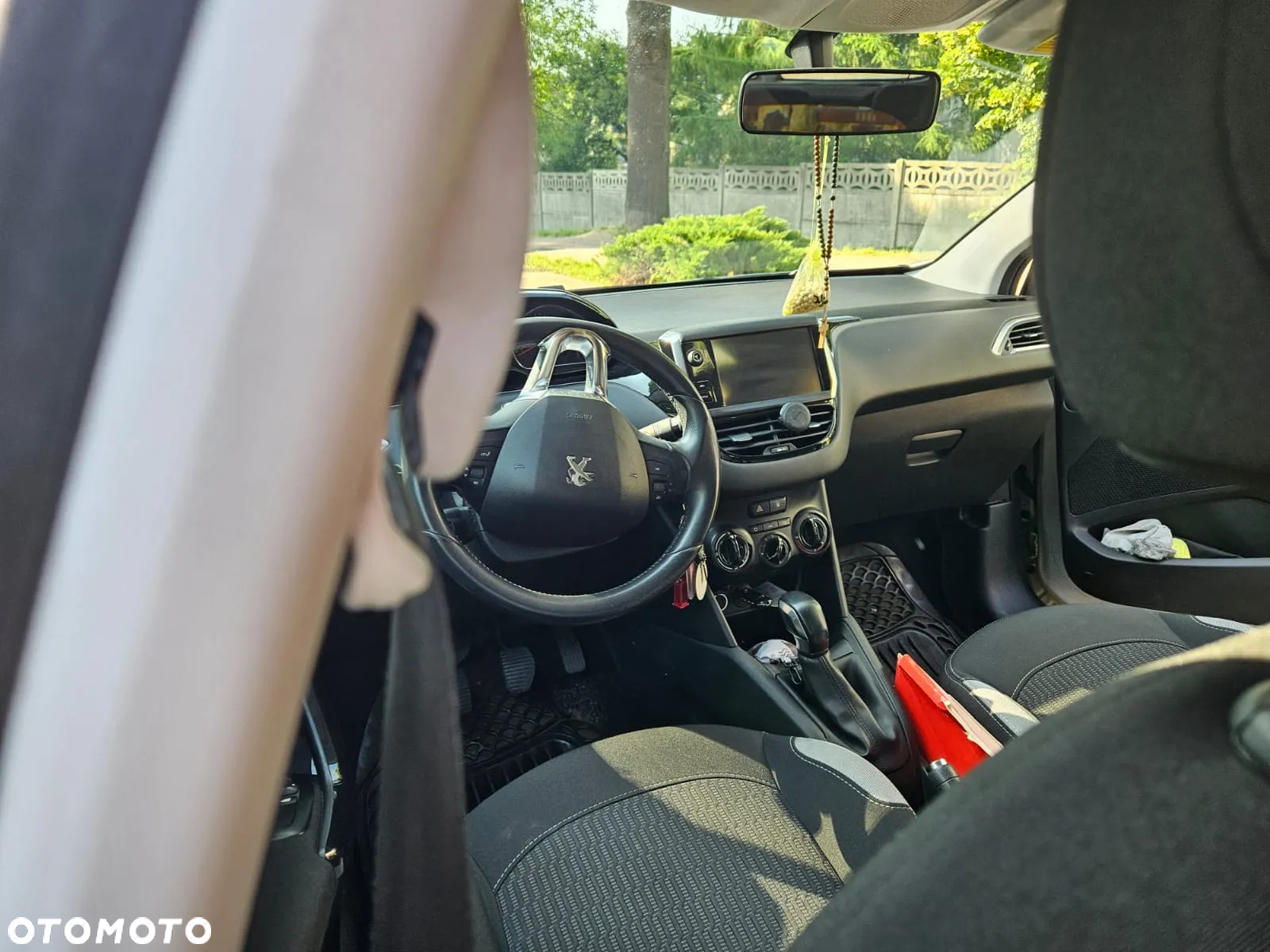 Peugeot 208 1.2 PureTech Style - 15