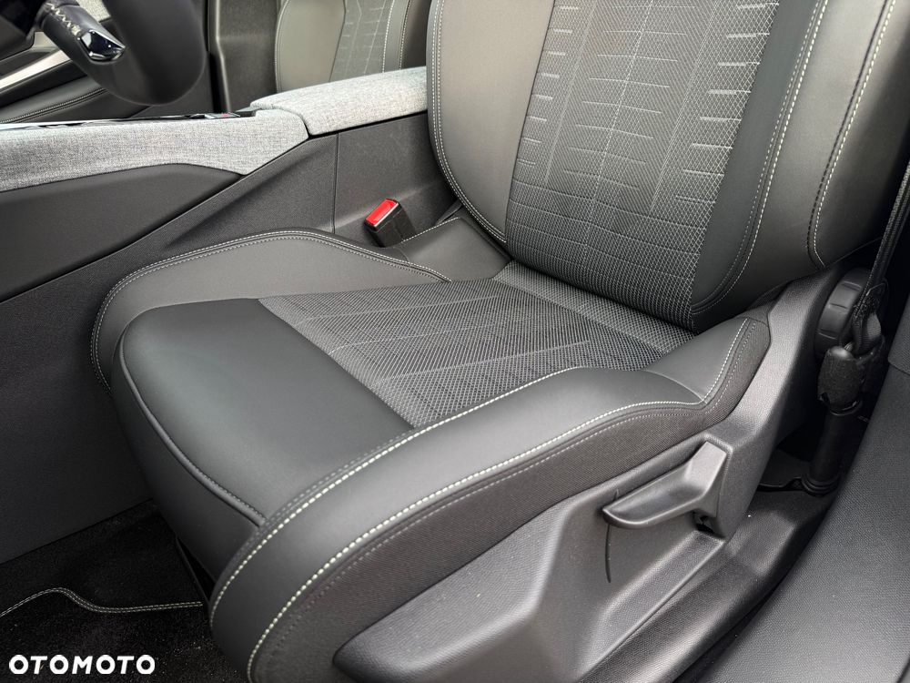Peugeot 3008 1.2 PureTech mHEV GT E-DCS6 - 13