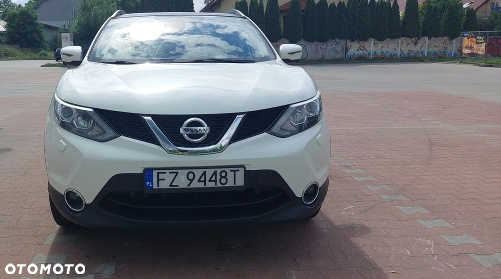 Nissan Qashqai 1.5 dCi Tekna EU6 - 1