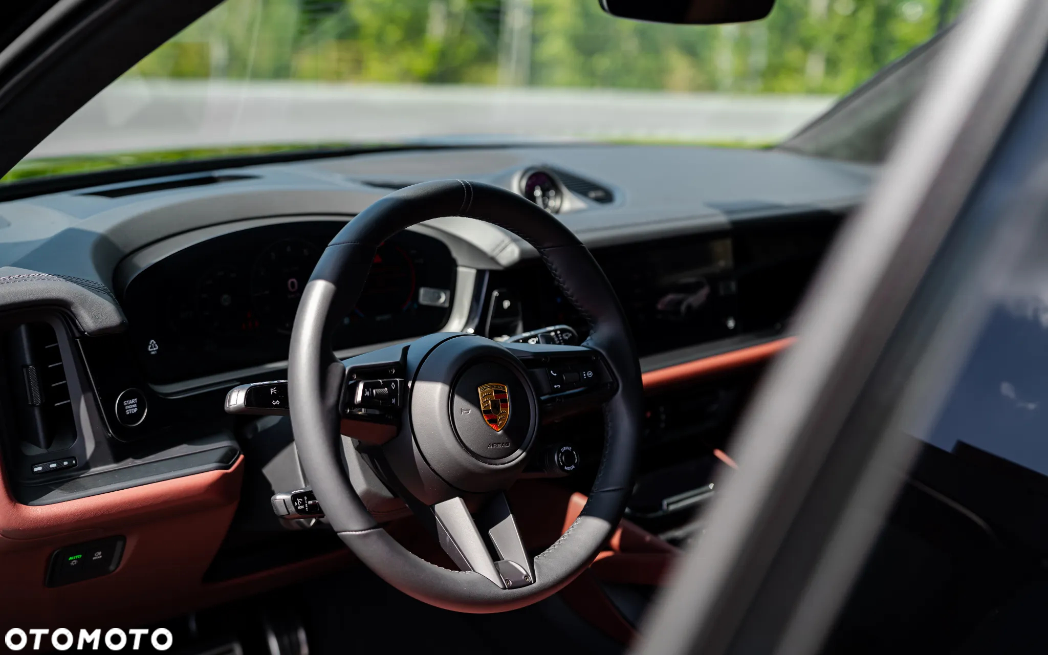 Porsche Cayenne GTS - 25