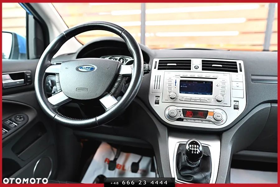 Ford Kuga 2.0 TDCi 2x4 Titanium - 19