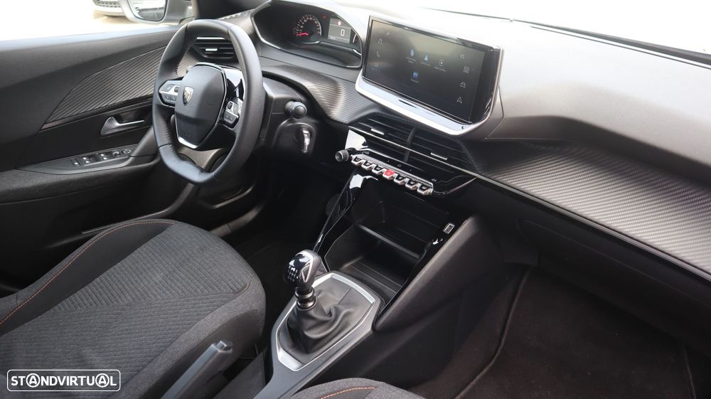 Peugeot 2008 1.2 PureTech Style - 21
