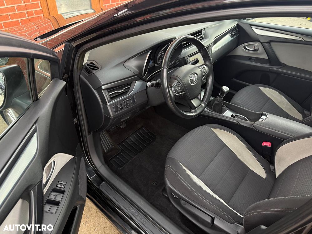 Toyota Avensis 2.0 D-4D Elegance - 23