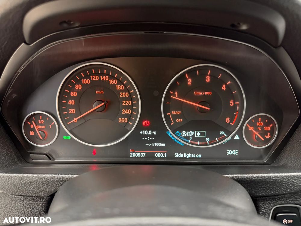 BMW Seria 3 318d GT - 25