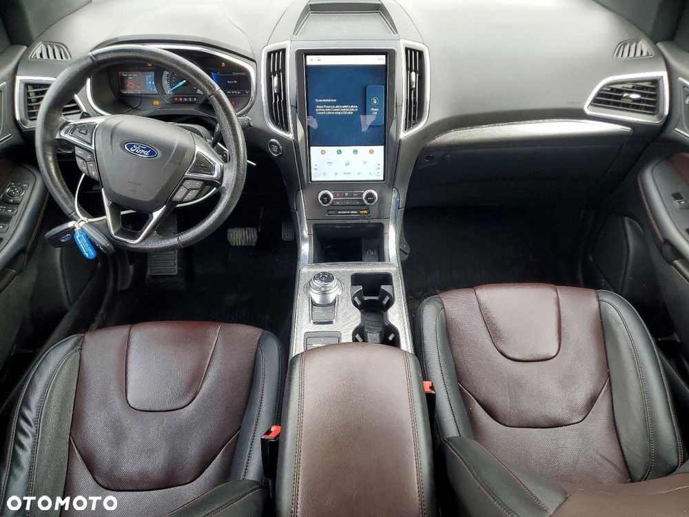 Ford Edge - 8