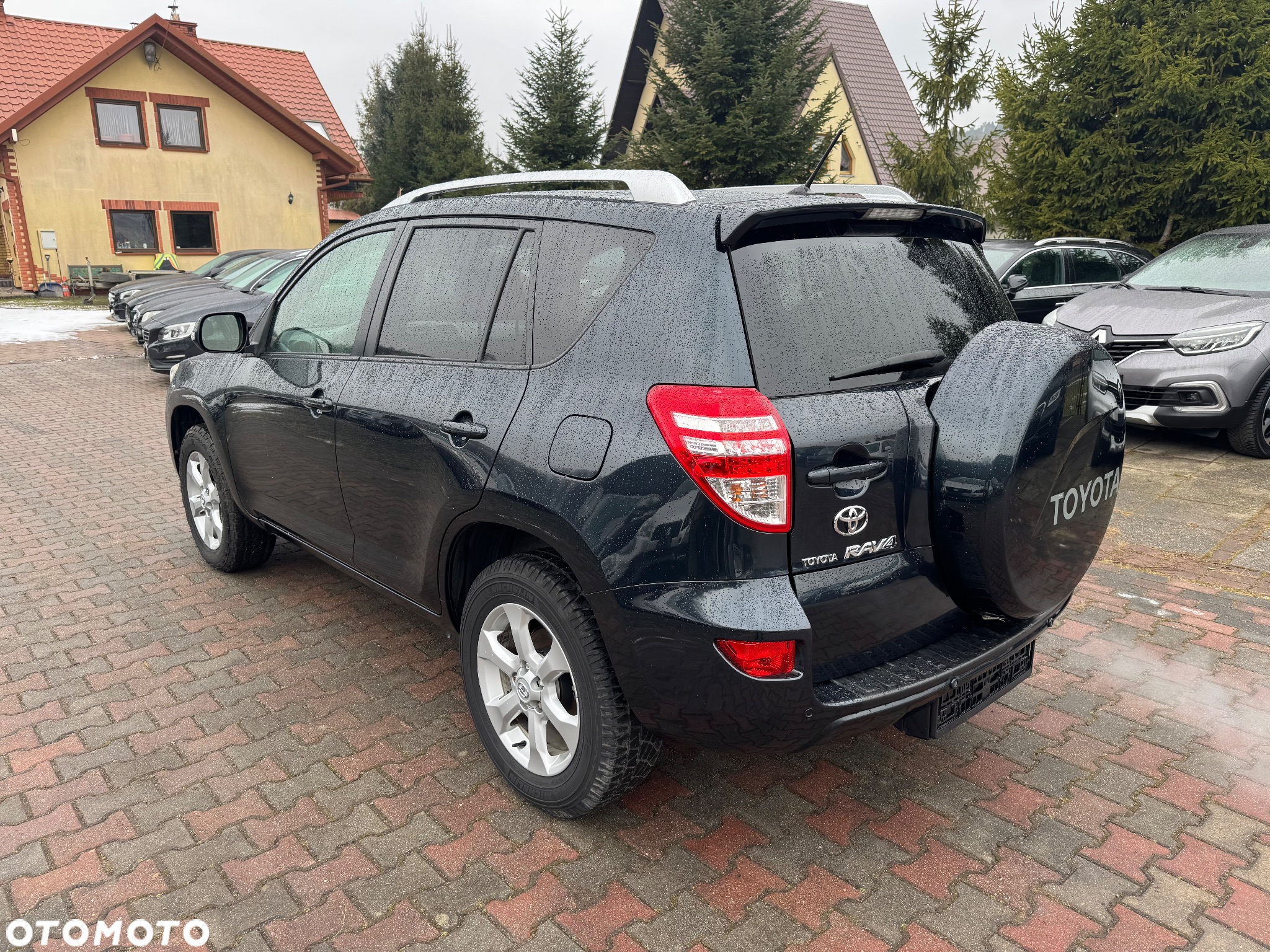 Toyota RAV4 - 7