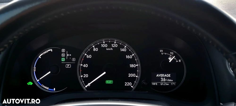 Lexus CT ver-200h-executive - 25