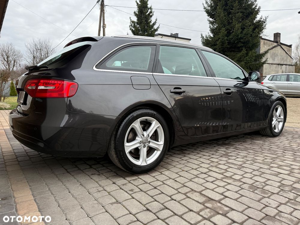 Audi A4 Avant 2.0 TDI DPF S line Sportpaket - 9