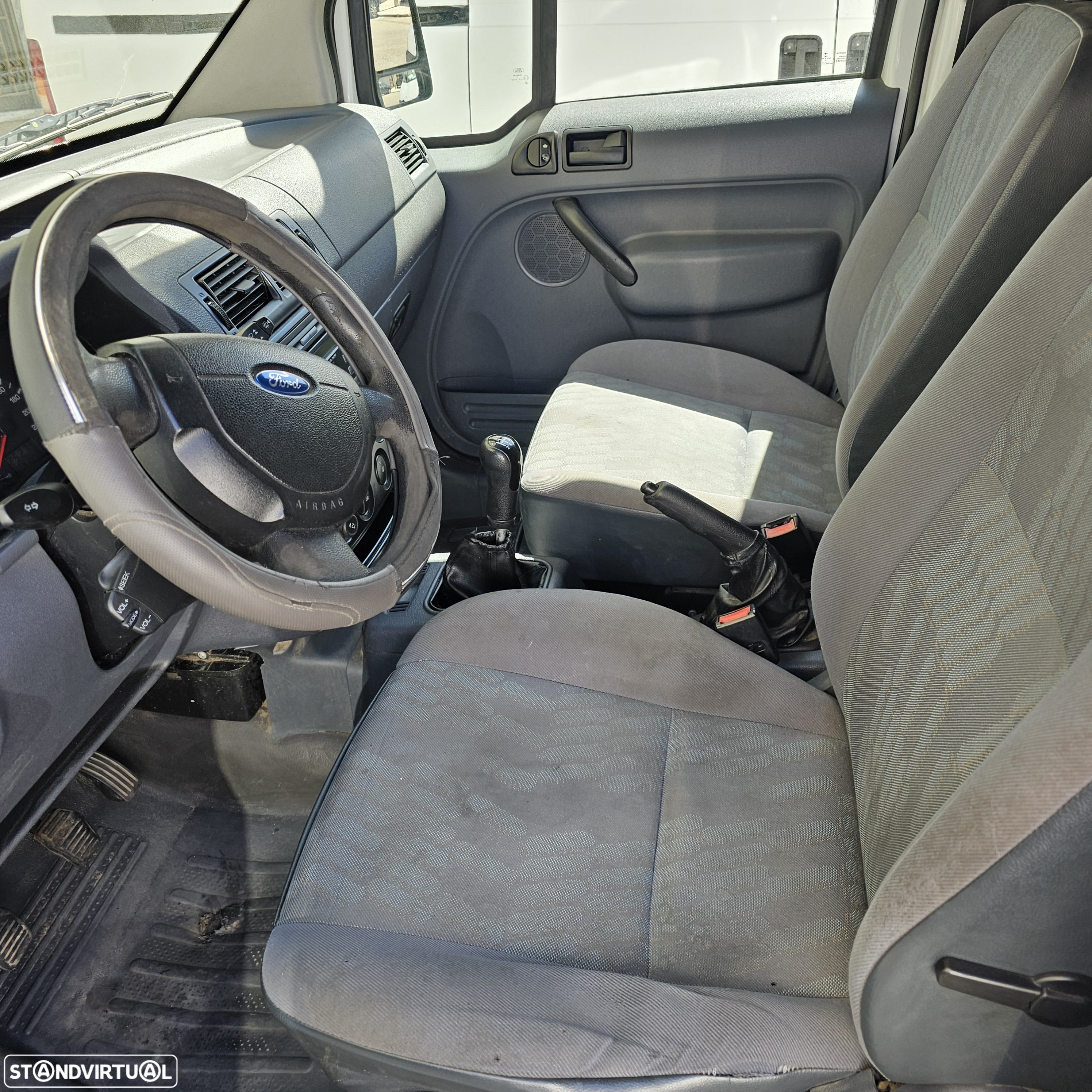 Ford connect tecto alto - 17