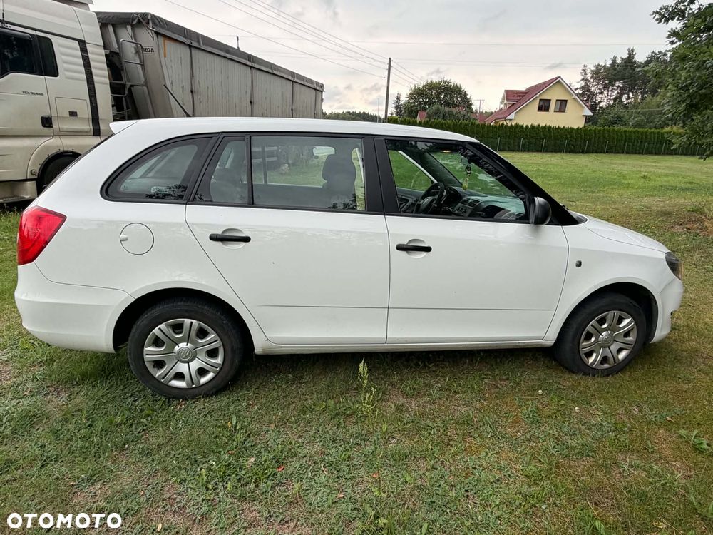 Skoda Fabia - 4