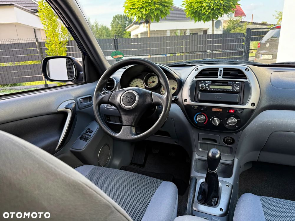 Toyota RAV4 4x2 - 31