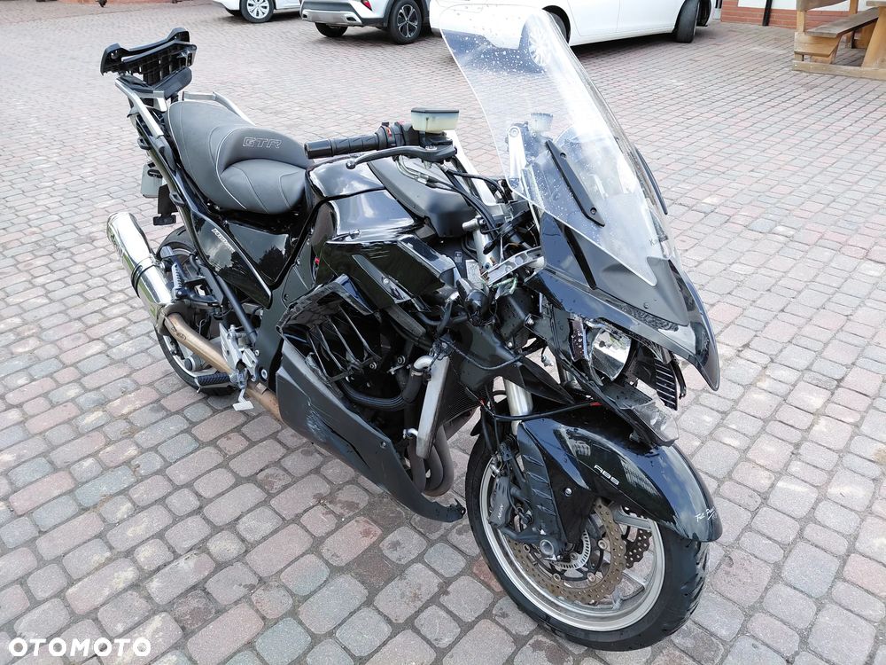 Kawasaki GTR - 7