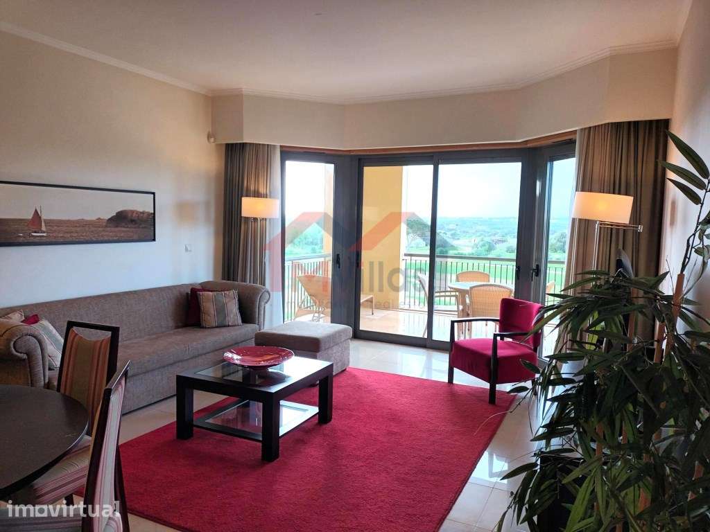 Apartamento T2 em condomínio de luxo com piscina e garagem - Vilamoura - Grande imagem: 3/12