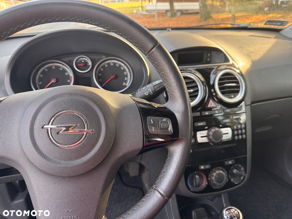 Opel Corsa 1.4 16V Graphite - 19