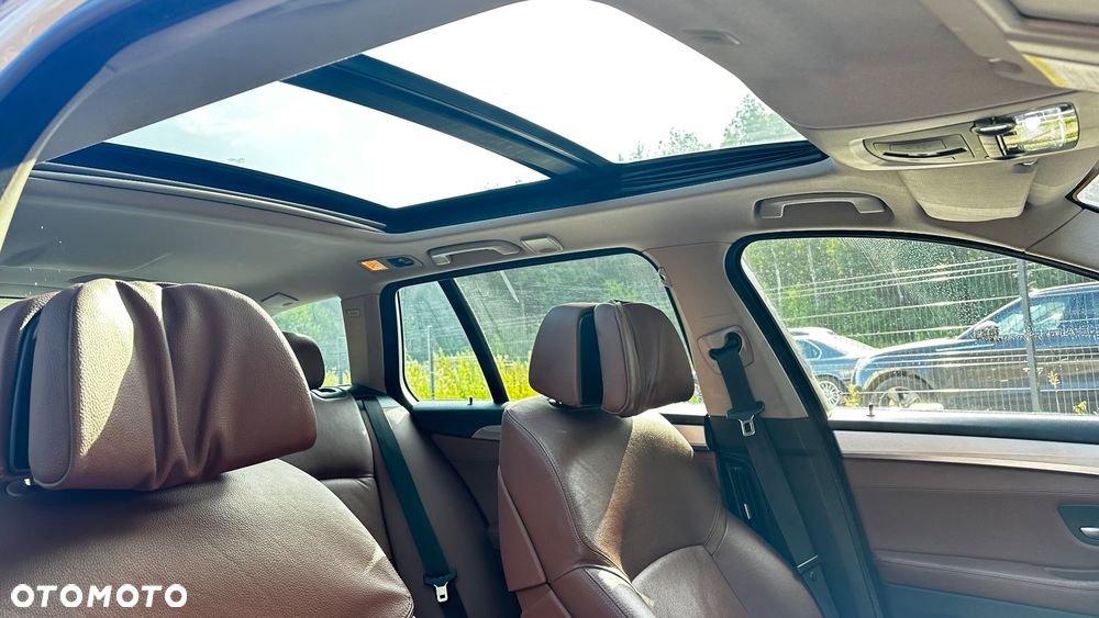 BMW Seria 5 535d Luxury Line - 10
