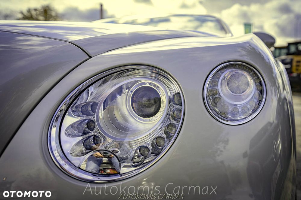 Bentley Continental GT - 17