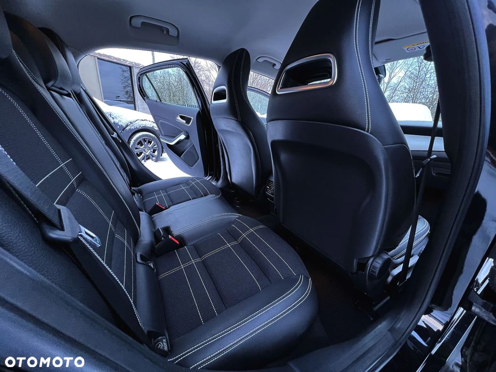 Mercedes-Benz GLA 200 7G-DCT Style - 18