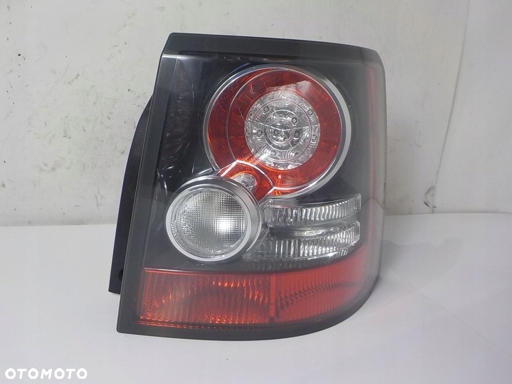 RANGE ROVER SPORT I L320 LIFT LAMPA PRAWA TYŁ TYLNA - 1