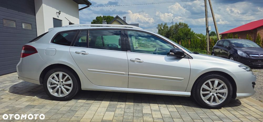 Renault Laguna 2.0 DCi FAP GT - 15