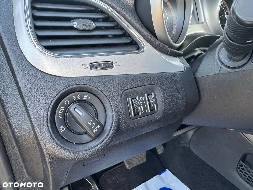 Fiat Freemont 2.0 Multijet Lounge AWD - 15