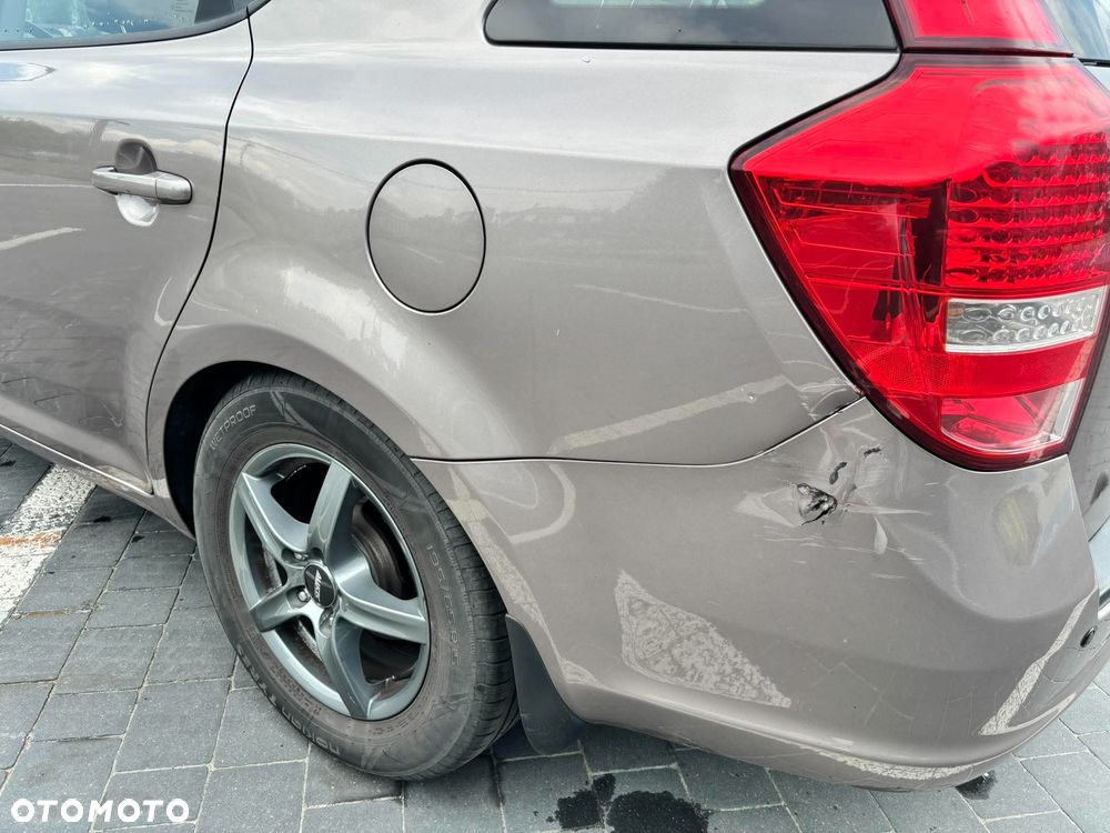 Kia Ceed 1.6 Comfort - 40