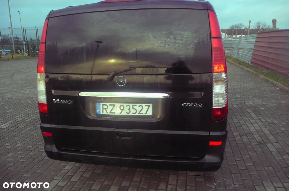 Mercedes-Benz Viano - 4