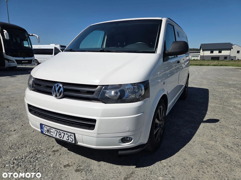 Volkswagen Transporter - 2