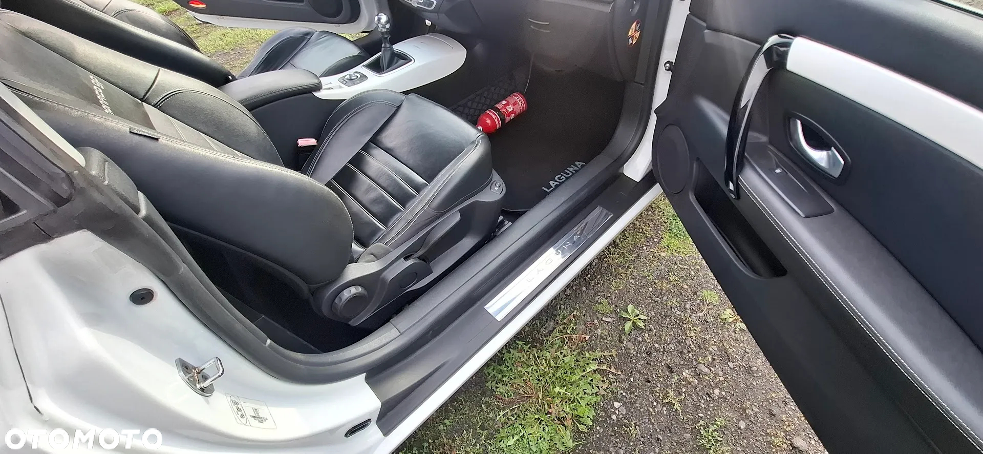 Renault Laguna 2.0 dCi Monaco GP2 - 21