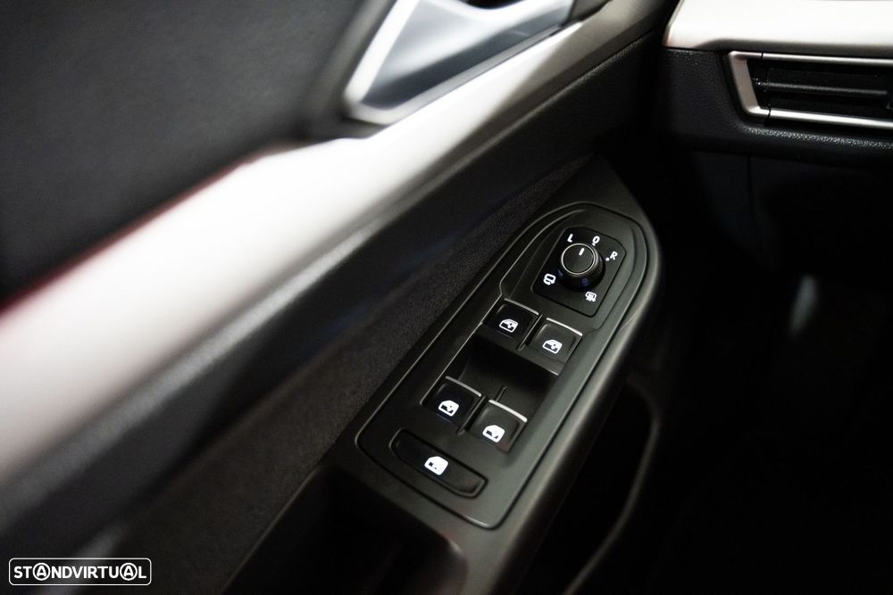 VW Golf Variant 1.0 eTSI Life DSG - 28