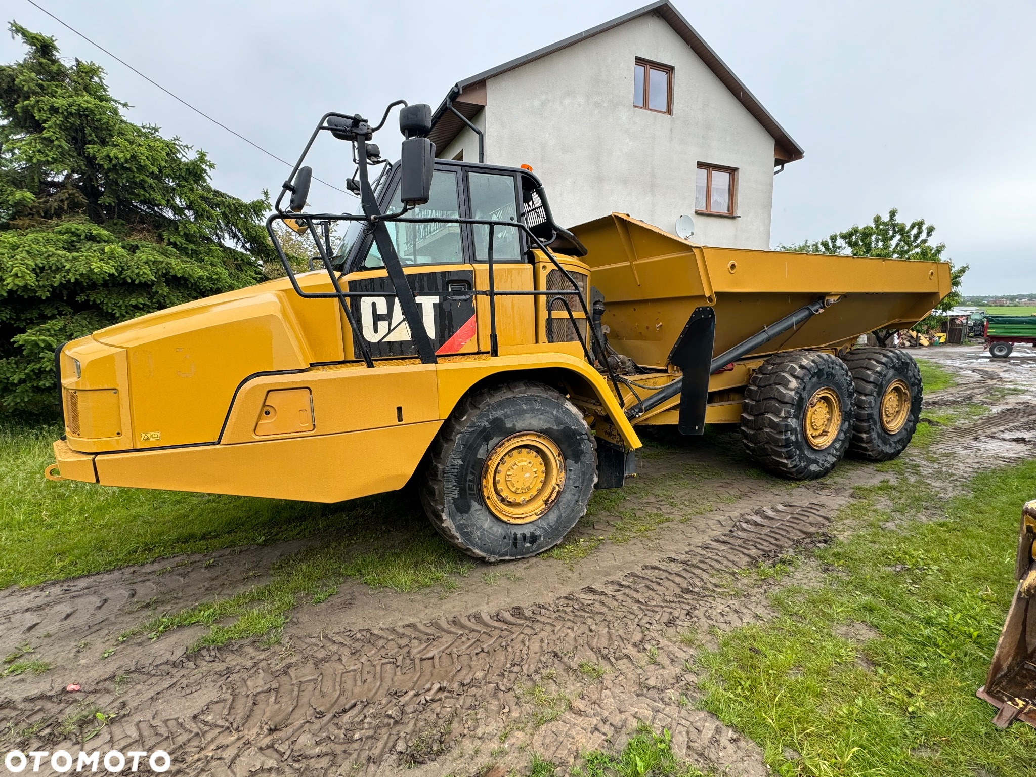 Caterpillar 725 Wozidlo 6x6 Volvo A25 Super Stan - 9